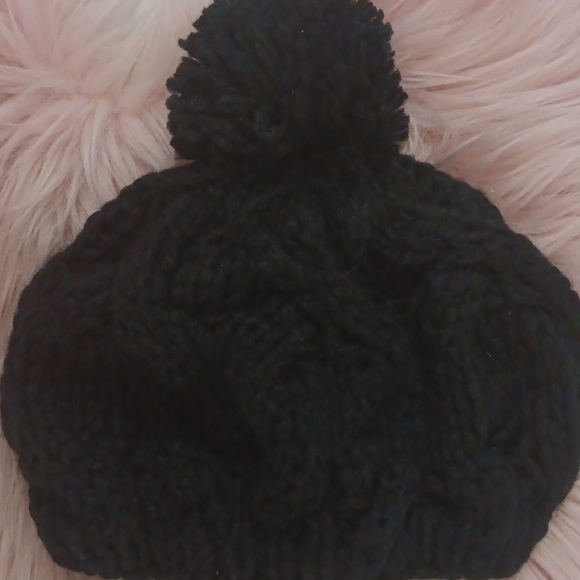 Brand New BUNDLE OF LADIES HANDMADE BEANIE-TOQUE HATS-2CT - Picture 5 of 7